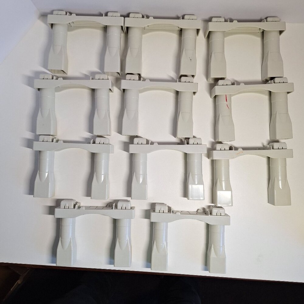 11 Geotrax Train Track Bridge Riser Lot Gray Supports Fisher Price Railroad - Picture 4 of 8